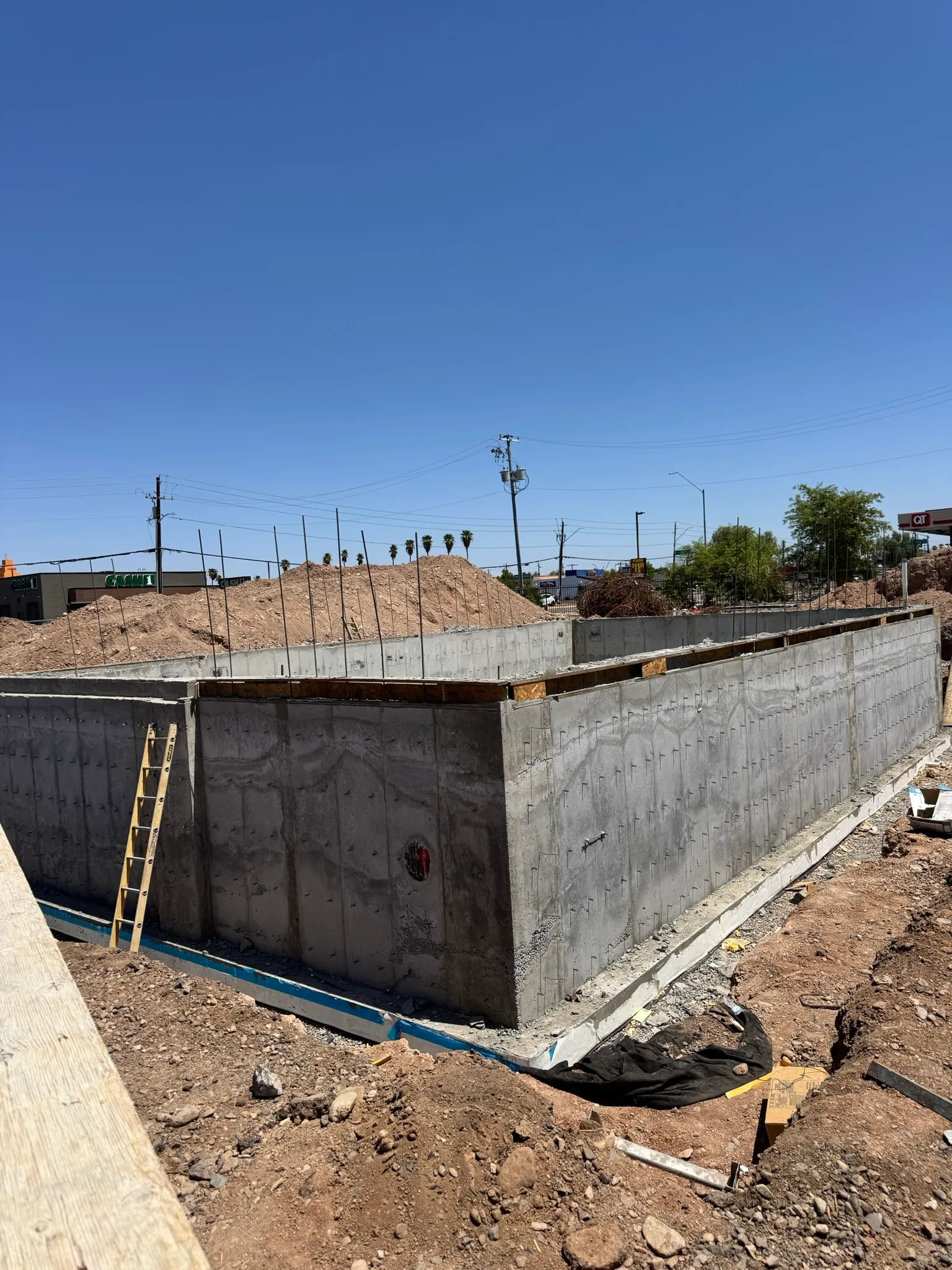 Basement forms with concrete walls